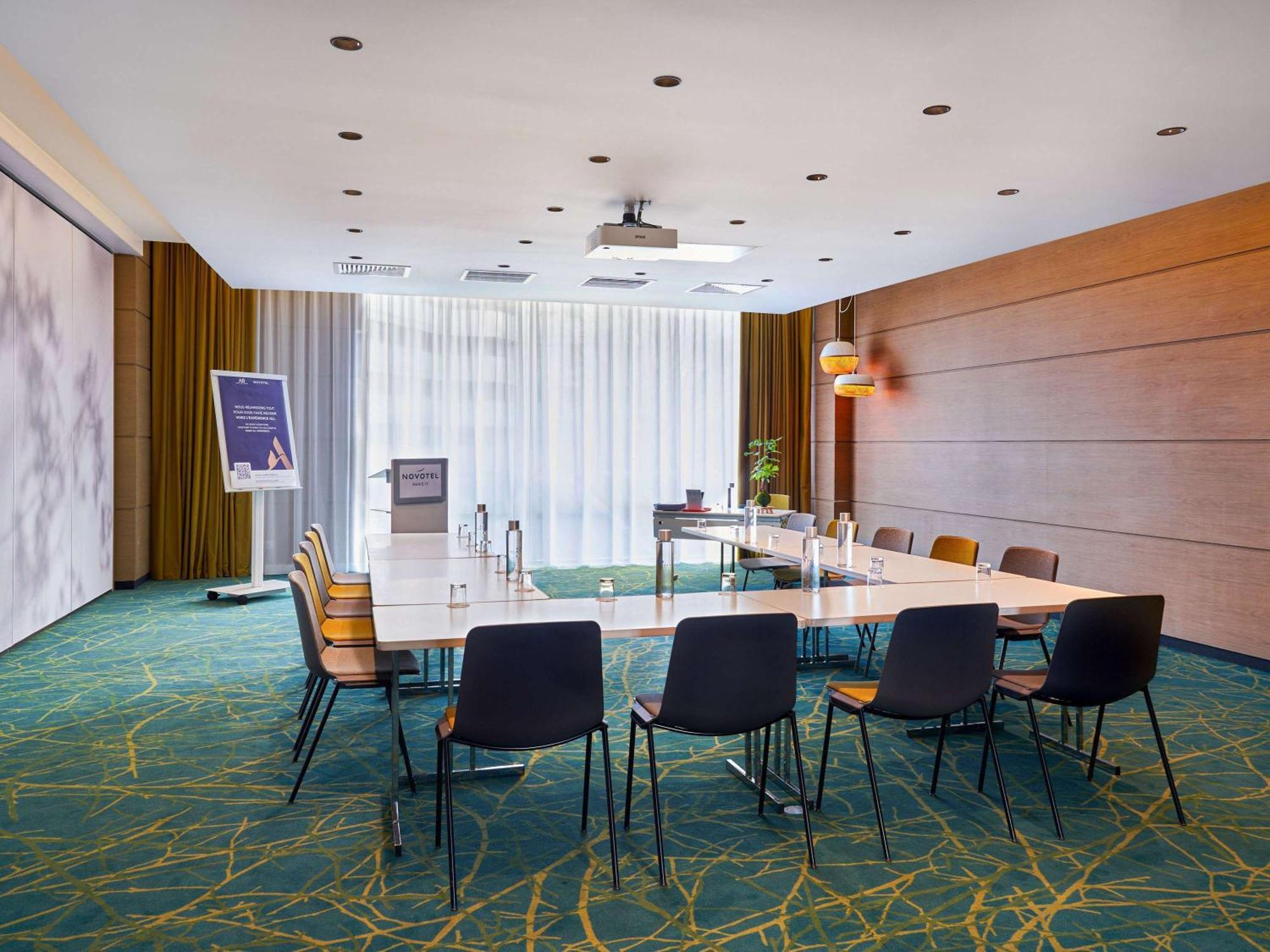 Novotel Paris 17 Exteriér fotografie